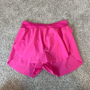 Lululemon Sonic Pink Find Your Pace Short